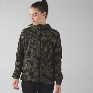 Lululemon Rise & Shine Camo Jacket 6